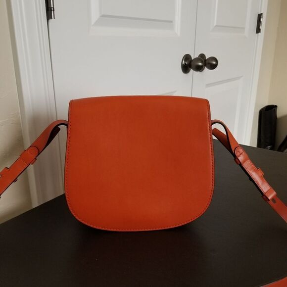 Tory Burch 1941 Saddle Bag - Picture 1 of 9